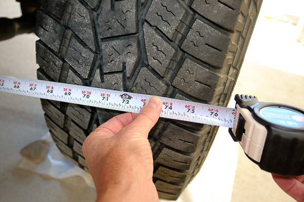 Two gauges would provide four toe arms.