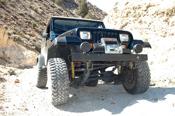 YJ Jeep Wrangler continues tradition of a ladder frame.