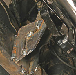 Welding motor mounting brackets on a YJ 4.0L engine swap