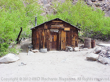 Newman Mine cabin, Death Valley Area, photo by Tom Willis